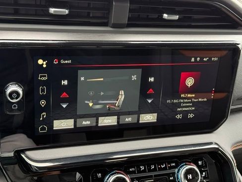 New 2026 GMC Sierra 2500 AT4 w/ AT4 Premium Plus Package AWD/4WD image 39