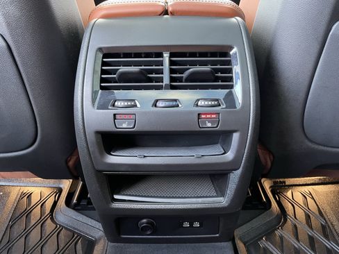 Used 2024 BMW X5 xDrive40i w/ Executive Package image 26