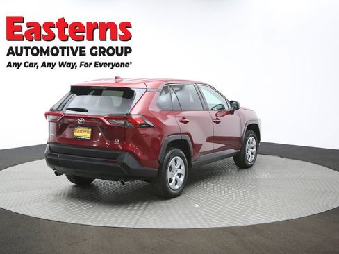 Used 2024 Toyota RAV4 LE image 39