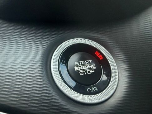 Certified 2025 Jeep Grand Cherokee L Laredo image 19