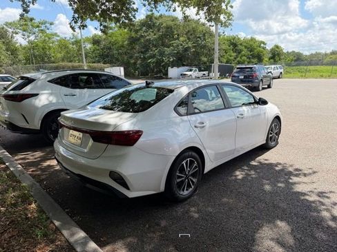 Used 2023 Kia Forte LXS w/ LXS Technology Package FWD image 8