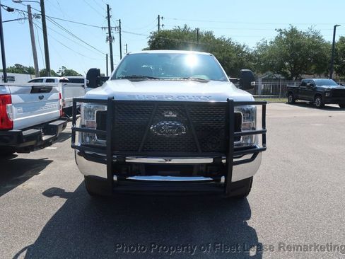 Used 2019 Ford F250 XL w/ Power Equipment Group AWD/4WD image 8