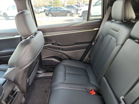 New 2025 Jeep Wagoneer S Limited image 22