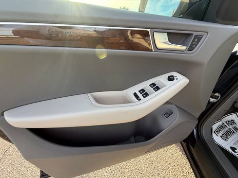 Used 2011 Audi Q5 2.0T Premium image 14