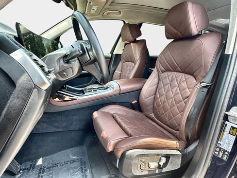 Used 2024 BMW X7 xDrive40i AWD/4WD image 11