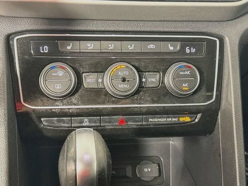 Used 2022 Volkswagen Atlas SE FWD image 15