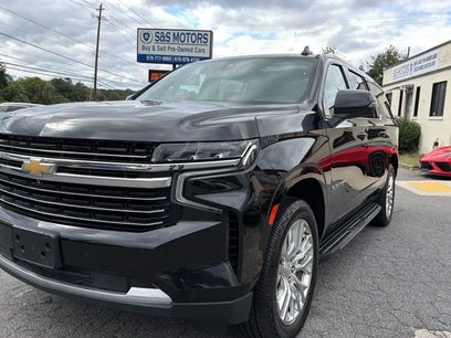 Used 2021 Chevrolet Suburban LT w/ LT Signature Package