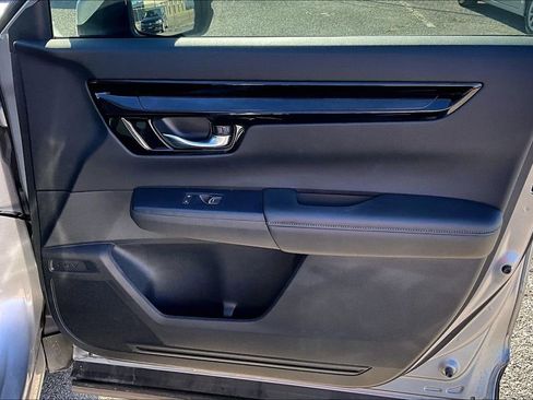 Used 2025 Honda CR-V EX-L image 25