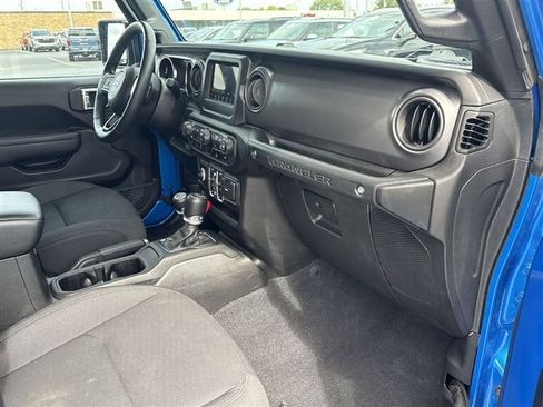 Used 2023 Jeep Wrangler Unlimited Sport AWD/4WD image 27