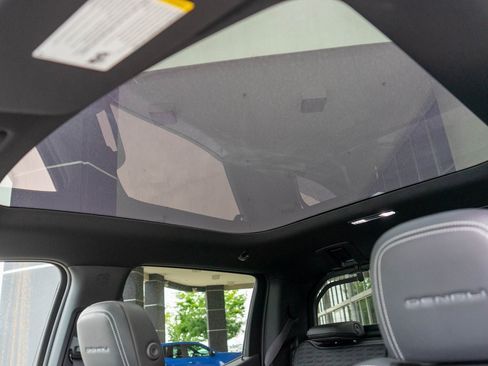 New 2025 GMC Sierra EV Denali image 12