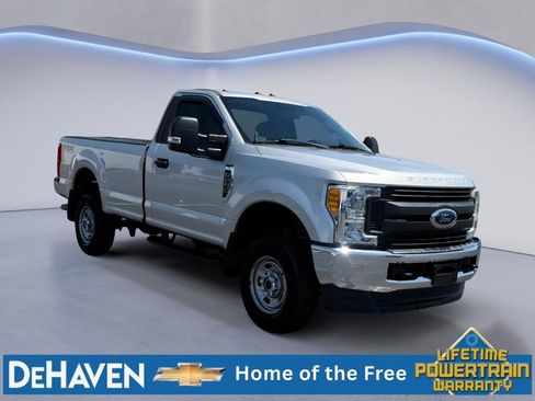 Used 2017 Ford F250 XL w/ Power Equipment Group AWD/4WD image 8