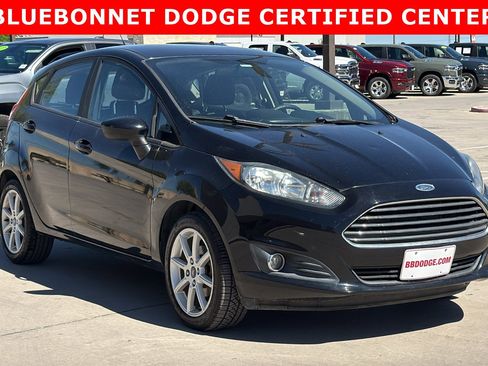 Used 2018 Ford Fiesta SE w/ Equipment Group 201A image 7