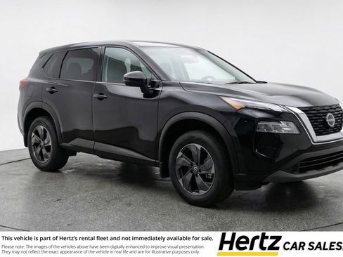 Used 2025 Nissan Rogue SV image 1