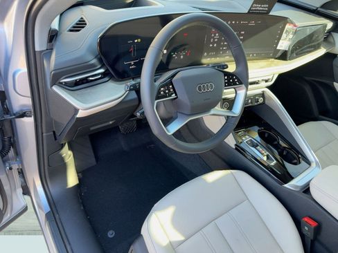 New 2025 Audi Q5 Premium Plus image 4
