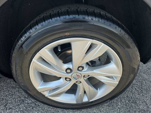 Used 2025 Buick Encore GX Preferred FWD image 7