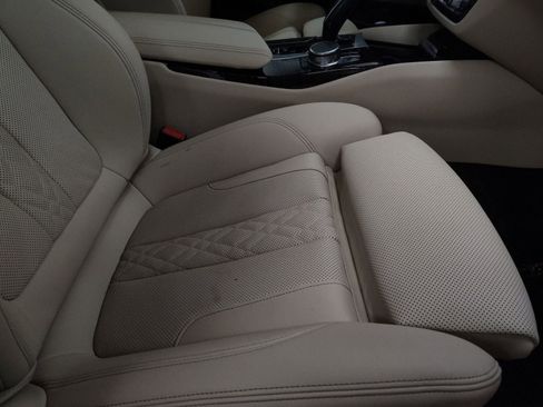 Used 2023 BMW 530i xDrive 530i xDrive w/ Convenience Package image 27