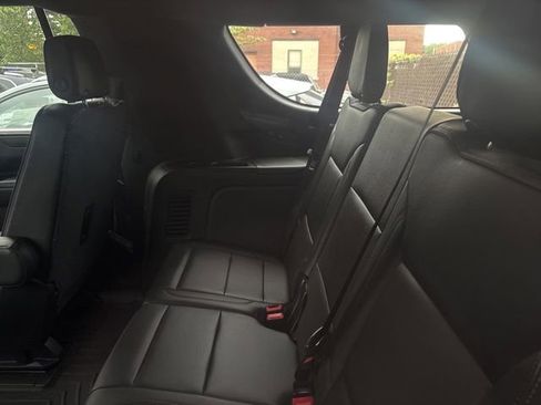 Used 2021 Chevrolet Suburban High Country w/ Premium Package AWD/4WD image 6