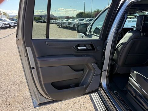 New 2026 GMC Yukon XL AT4 Ultimate AWD/4WD image 23