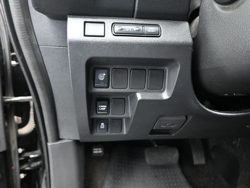 Used 2022 Nissan Frontier S w/ Technology Package image 12