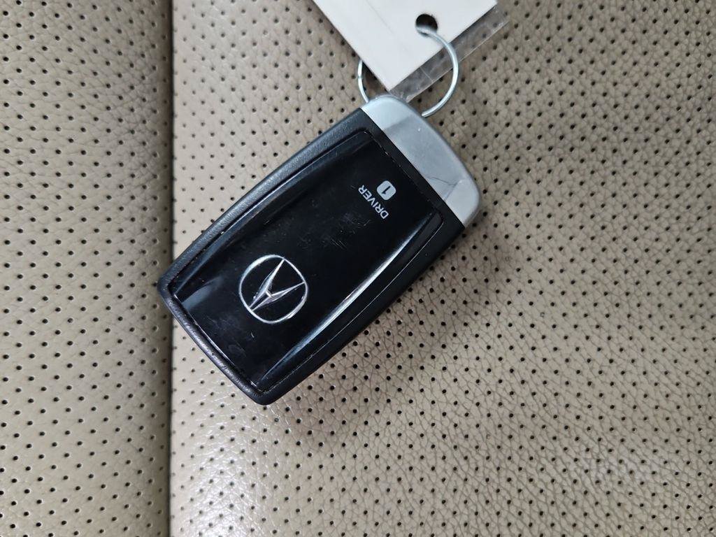 Used 2016 Acura RDX w/ Technology Package AWD/4WD image 15