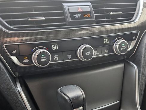 Certified 2022 Honda Accord Sport Special Edition image 18