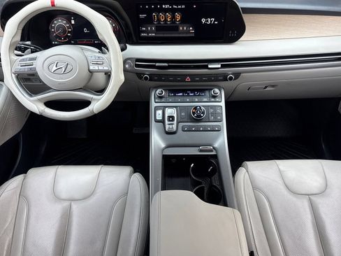 Used 2023 Hyundai Palisade Limited AWD/4WD image 14
