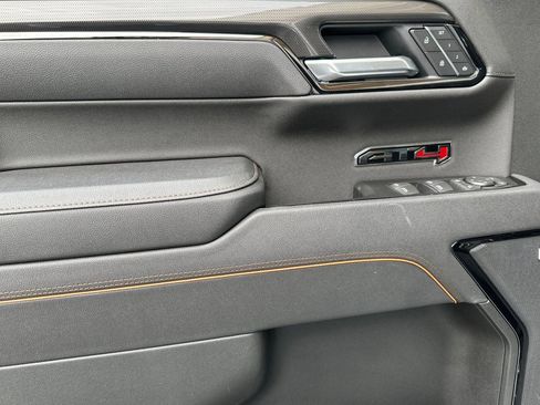 Certified 2025 GMC Sierra 1500 AT4 image 11
