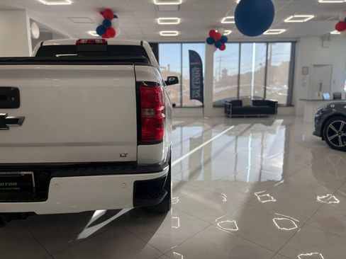 Used 2018 Chevrolet Silverado 1500 LT w/ All Star Edition AWD/4WD image 12