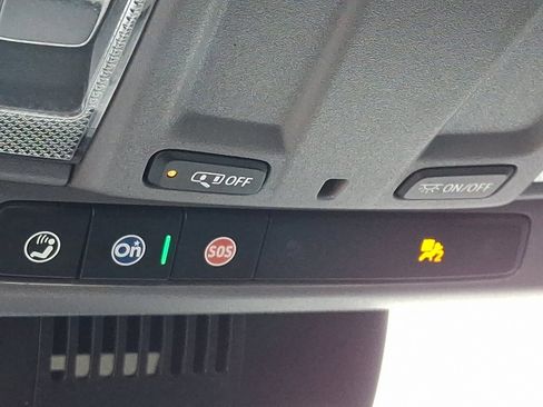 Used 2024 Chevrolet Silverado 1500 W/T image 25