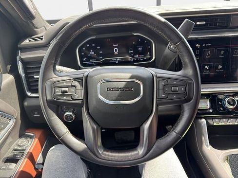 Used 2024 GMC Sierra 2500 Denali Ultimate AWD/4WD image 29