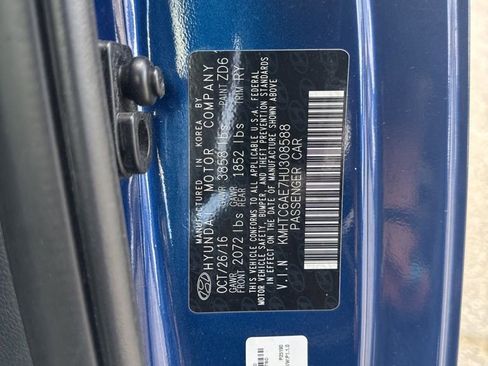 Used 2017 Hyundai Veloster Turbo w/ Tech Package 02 FWD image 33