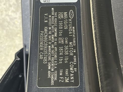 Used 2009 Hyundai Accent GLS w/ Premium Pkg 6 FWD image 9