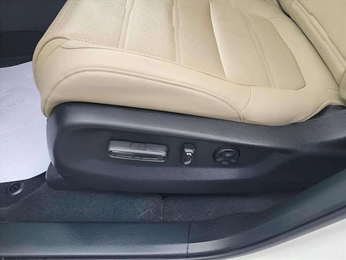 Used 2022 Honda CR-V EX-L image 16