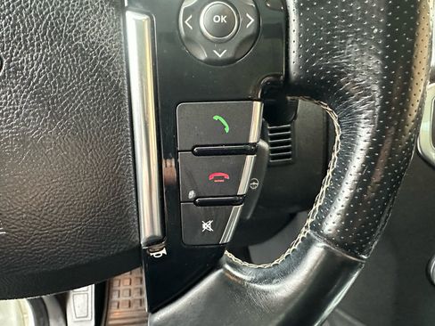 Used 2016 Land Rover LR4 HSE image 47