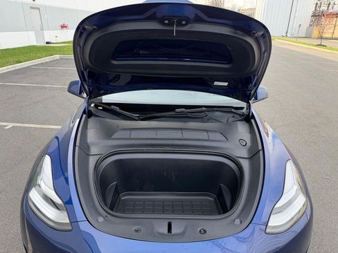 Used 2022 Tesla Model Y Long Range AWD/4WD image 15