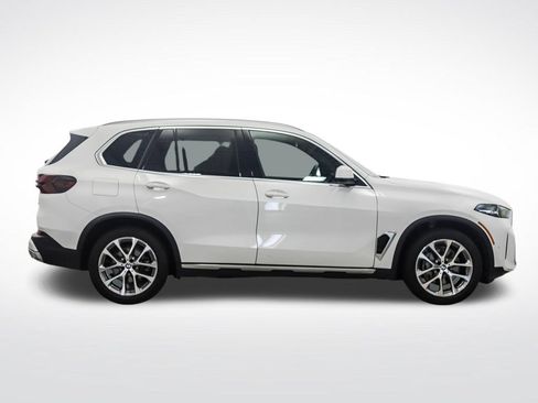 Used 2024 BMW X5 xDrive40i AWD/4WD image 6