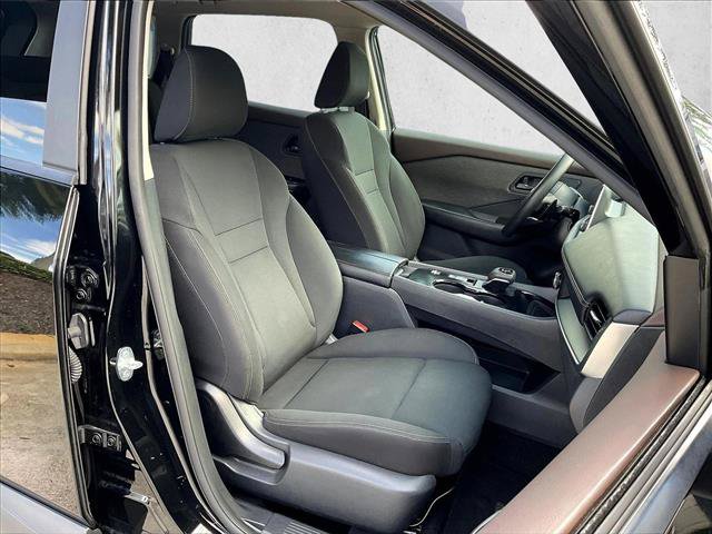 Used 2023 Nissan Rogue S FWD image 7