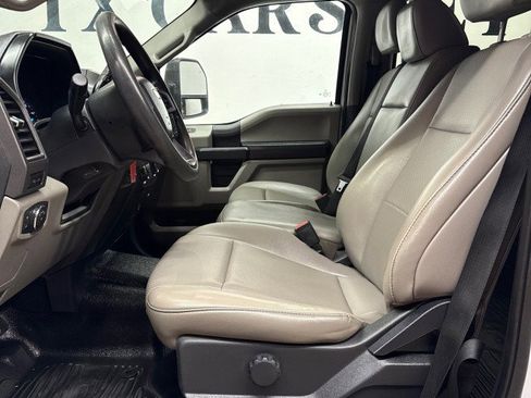 Used 2022 Ford F550 4x4 Crew Cab Super Duty w/ Power Equipment Group image 29