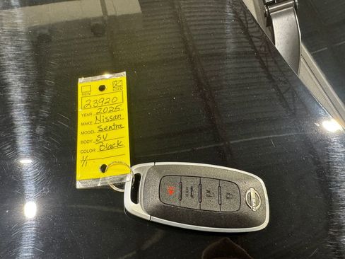 Used 2025 Nissan Sentra SV FWD image 40