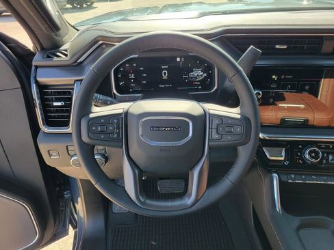 New 2026 GMC Sierra 2500 Denali Ultimate image 17