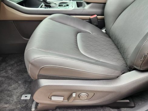 New 2026 Kia Carnival SX FWD image 21