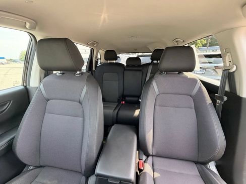 Used 2025 Honda CR-V LX image 23