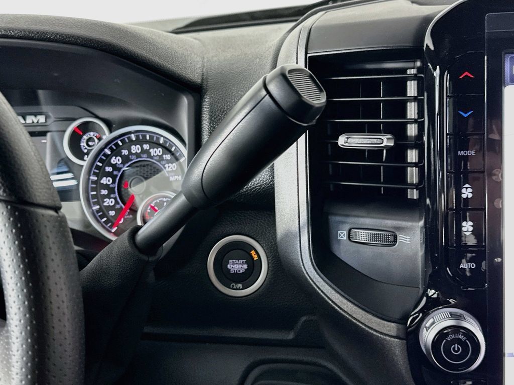 New 2027 RAM 2500 Tradesman AWD/4WD image 12