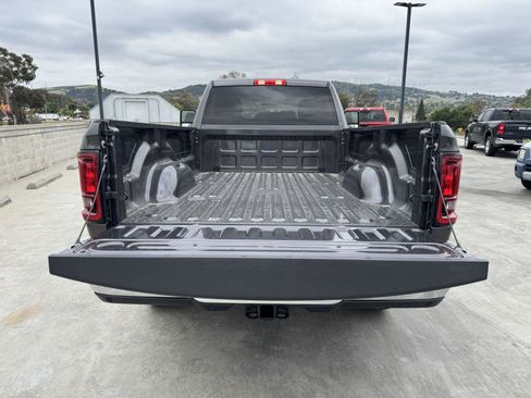 New 2025 RAM 2500 Big Horn image 9