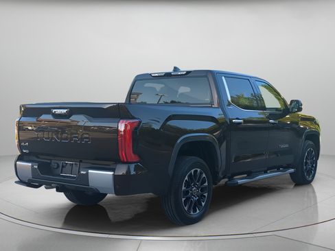 Used 2023 Toyota Tundra Limited AWD/4WD image 40