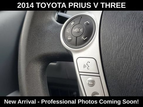 Used 2014 Toyota Prius V Three FWD image 12