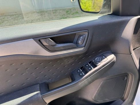 Used 2020 Ford Escape S image 7