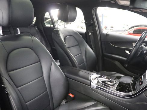 Used 2018 Mercedes-Benz GLC 300 4MATIC Coupe image 15