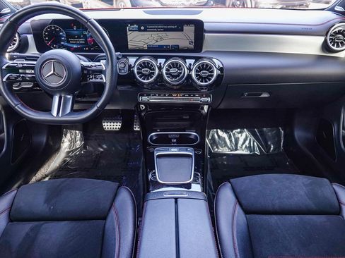 Certified 2025 Mercedes-Benz CLA 250 image 12