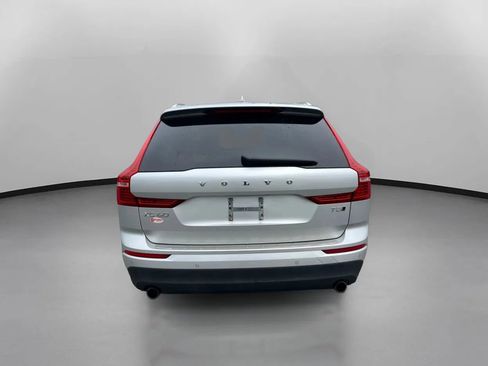 Used 2019 Volvo XC60 T5 Momentum w/ Multimedia Package AWD/4WD image 6